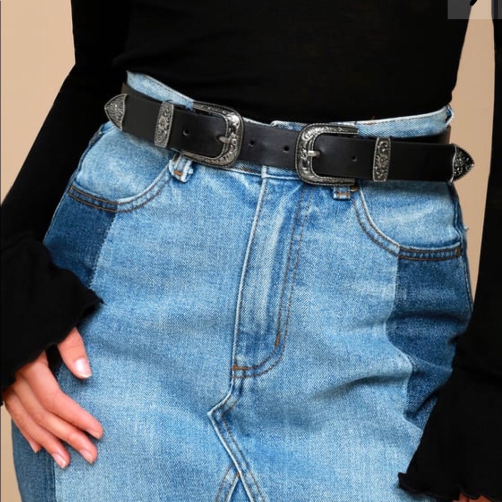 Double buckle belt